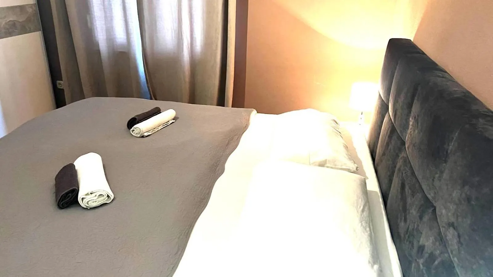Apartman Nika Sa Jacuzzijem Zadar 0*,